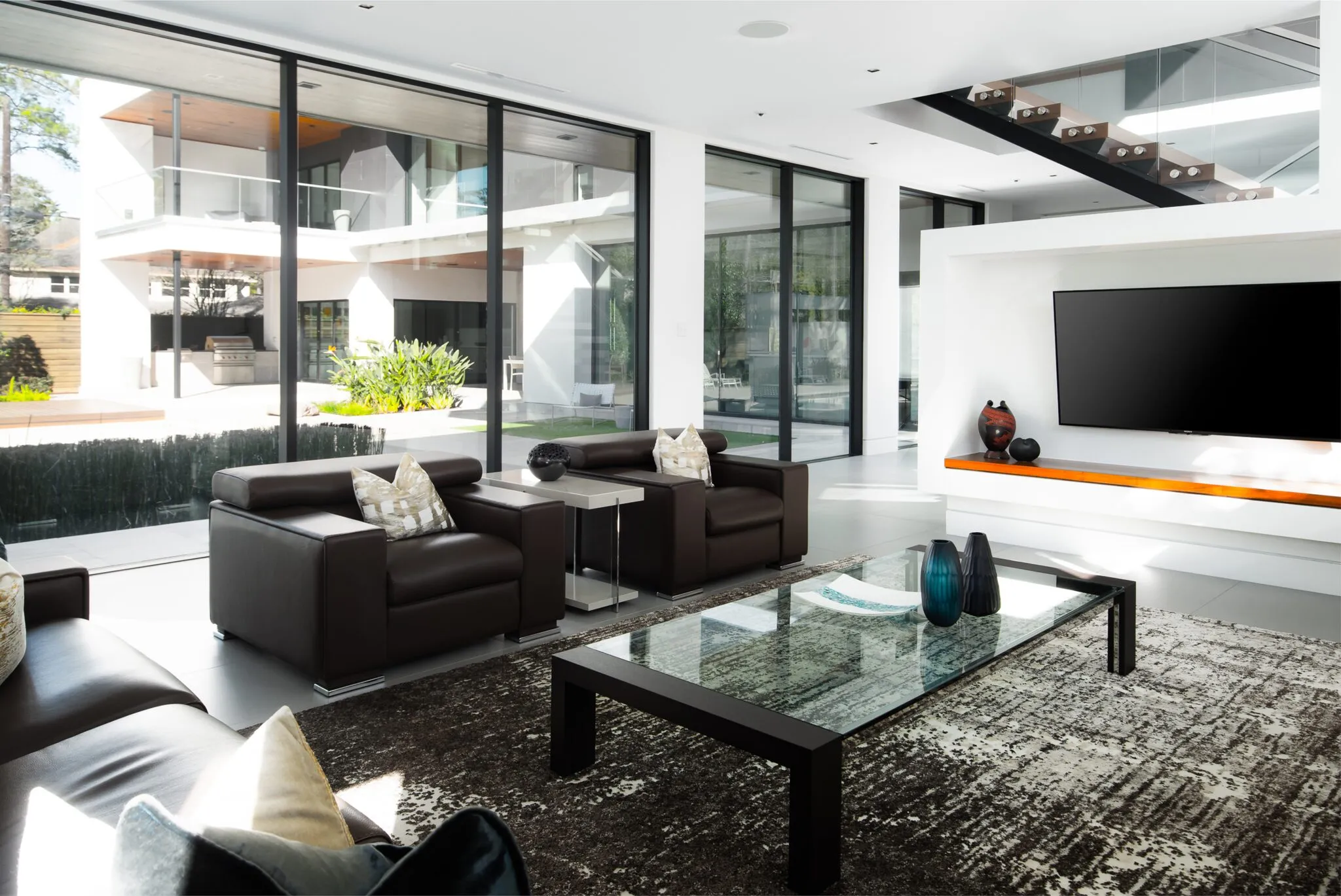 Aerial view of a completed Modern Edge residence